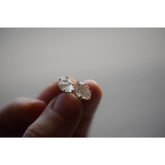 Large 4 carat Raw Quartz Earrings Rough Diamond Earring Natural Diamond … - Picture 7 of 9